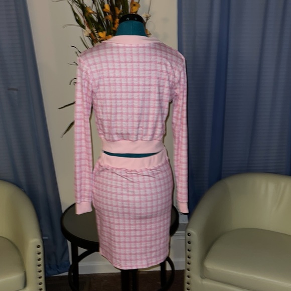 Checkered Pink & White Two Piece Skirt Set - Picture 4 of 4